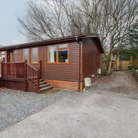 22 Thirlmere * High Wray